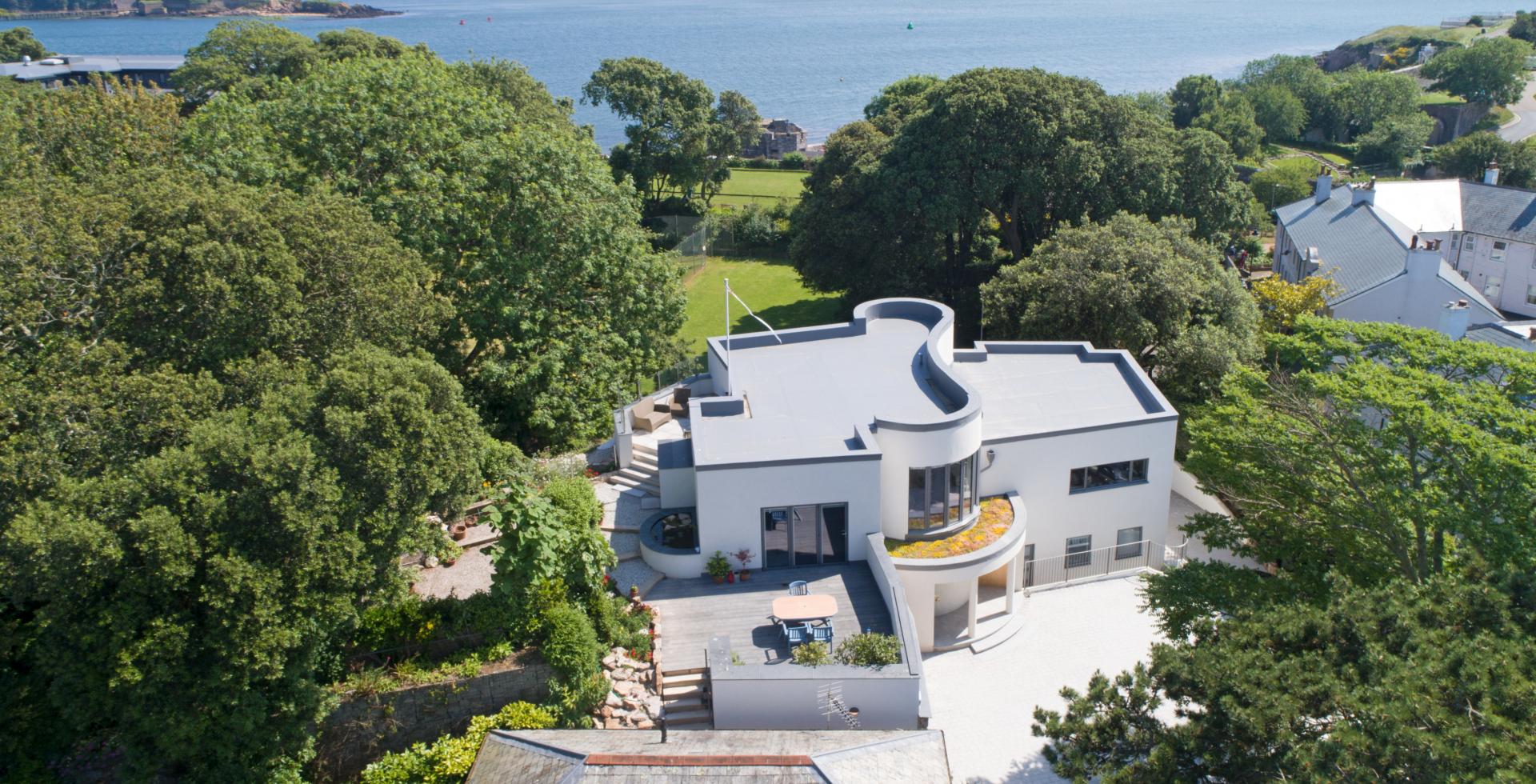 The Power of Video Tours: How Property Videography Sells Homes Faster