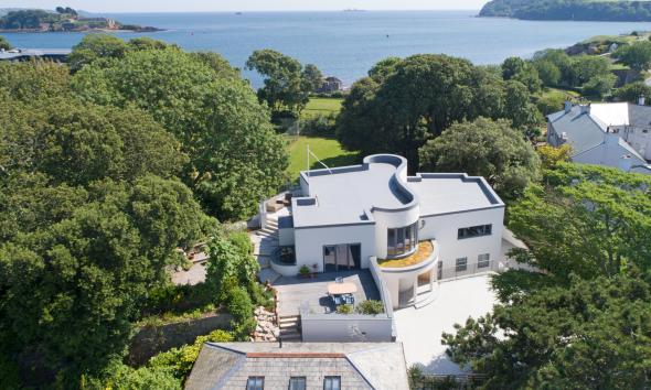 The Power of Video Tours: How Property Videography Sells Homes Faster